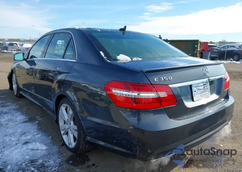 2012 Mercedes-Benz E 350 z USA, uszkodzony, nr VIN WDDHF5KB8CA645044